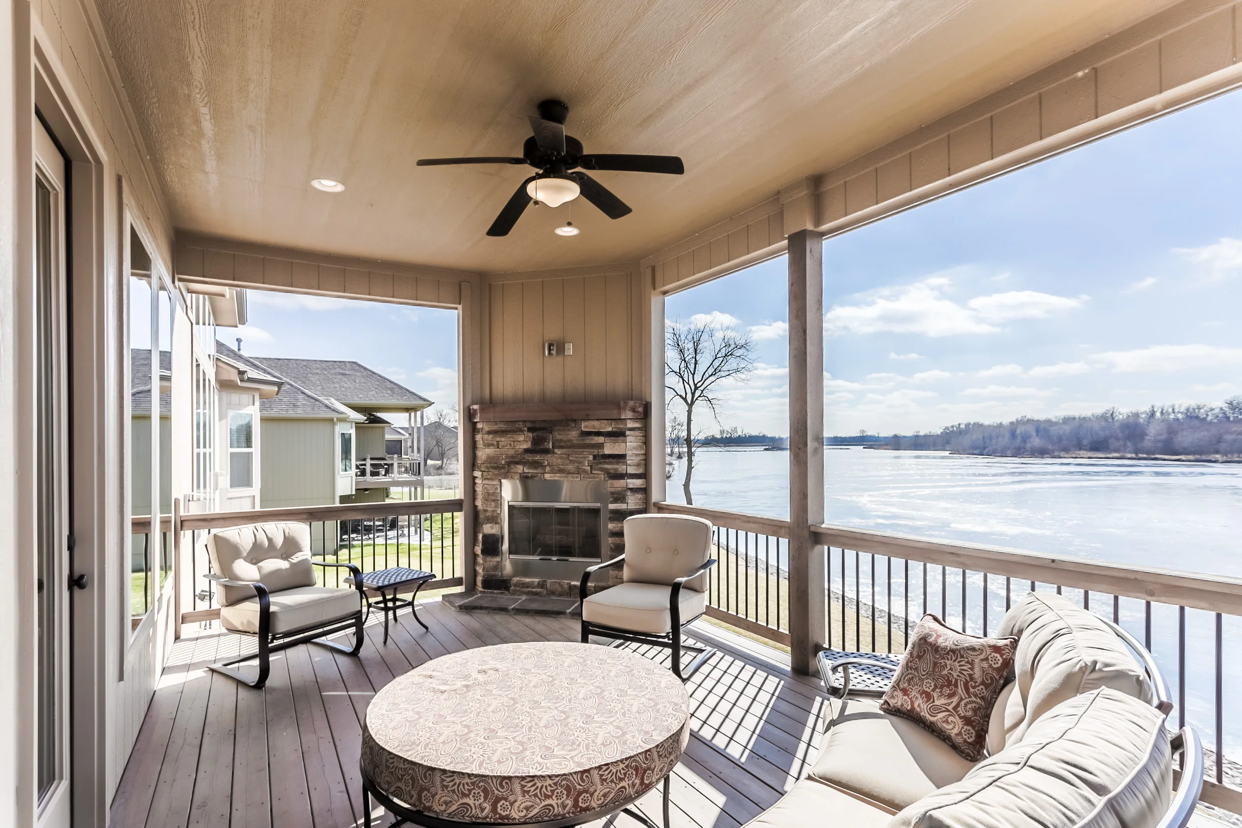 4514N142ndSt_119-HDR-1.jpg