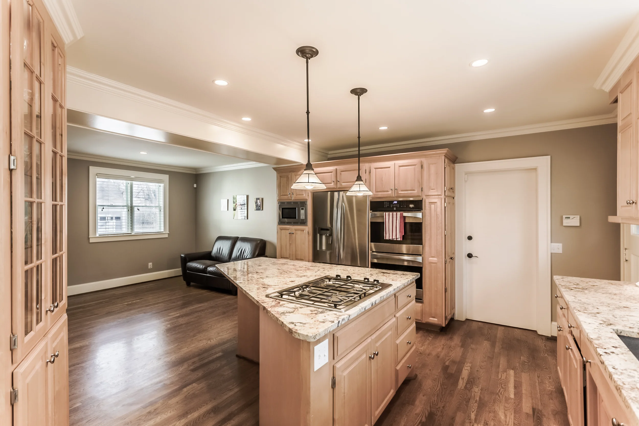 445WestoverRd_258-HDR-1.jpg