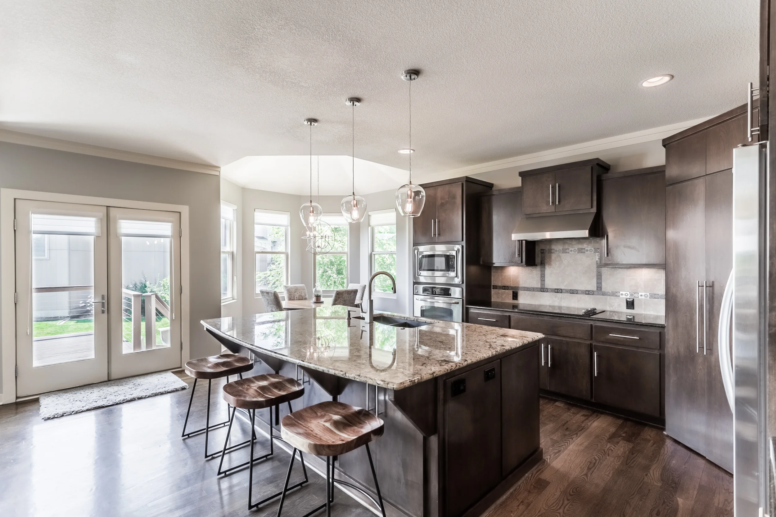 24105W113thTer_084-HDR-1.jpg