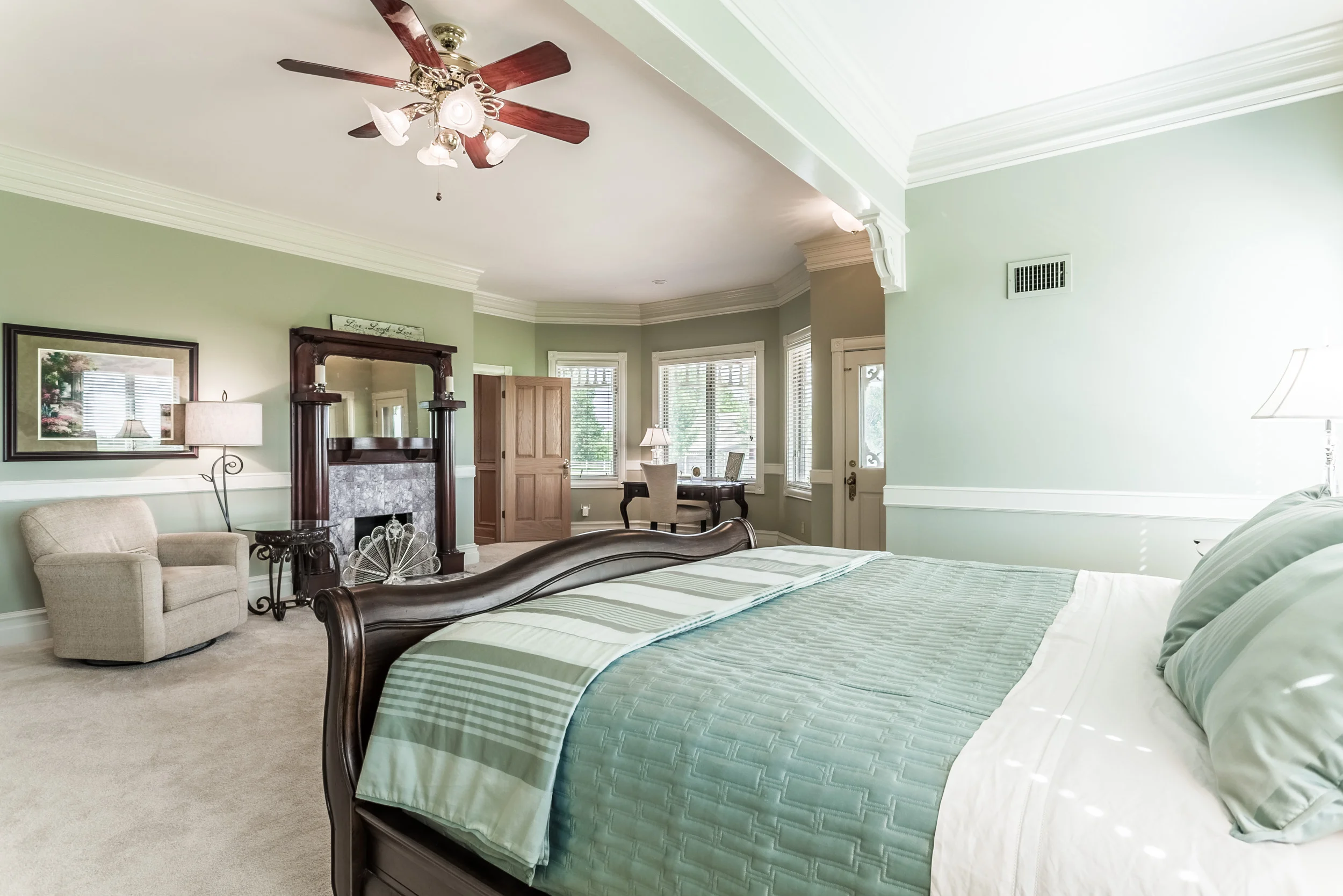 9035 W 175th_101-HDR-1.jpg