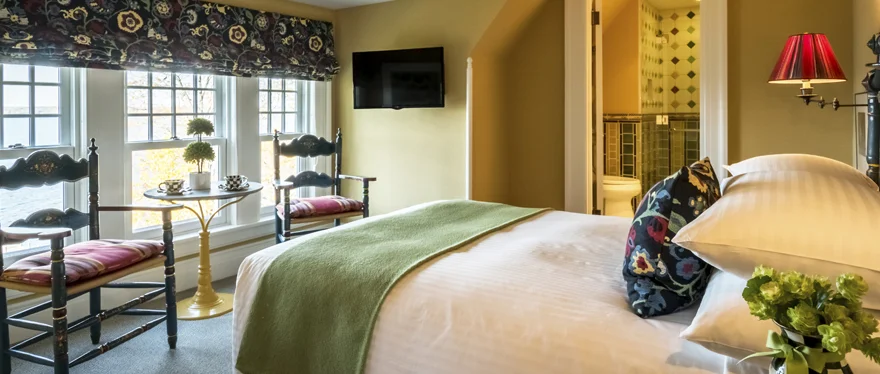 **EACH ROOM IS UNIQUE, PHOTOS ARE EXAMPLES**