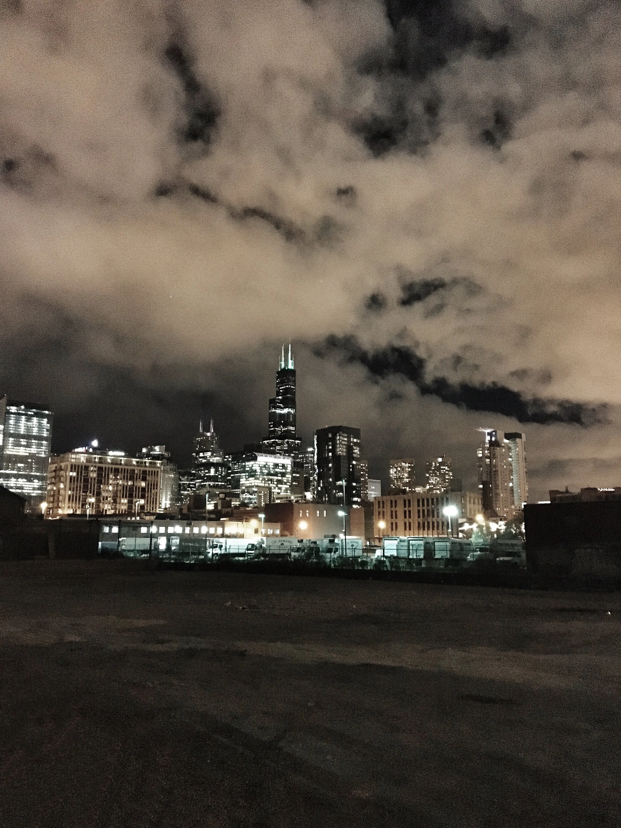 Socially Driven: Exploring My Chicago -  MY KINDA TOWN TIPS