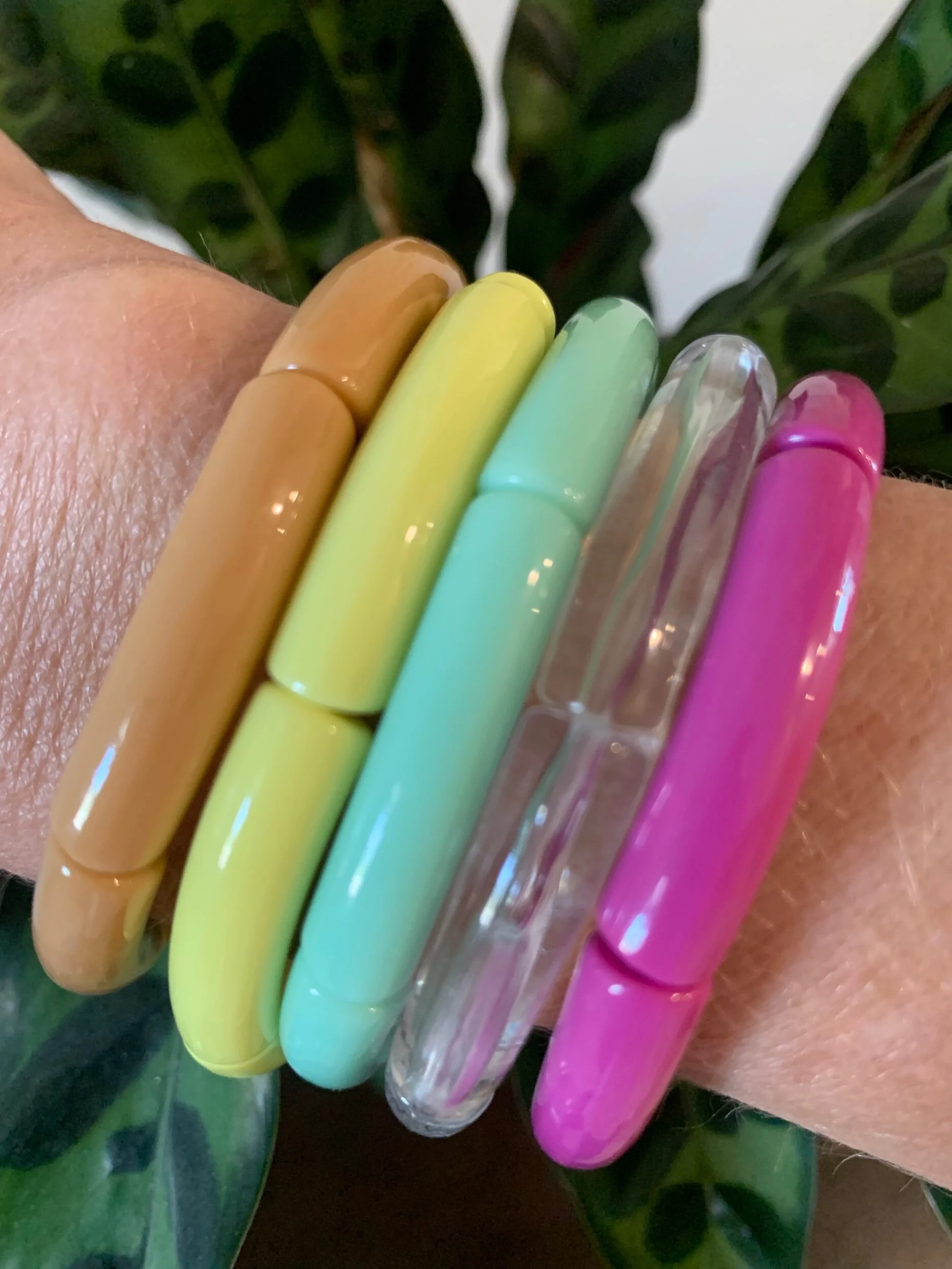 EC411E80-24F5-441D-B177-528C324EE33C