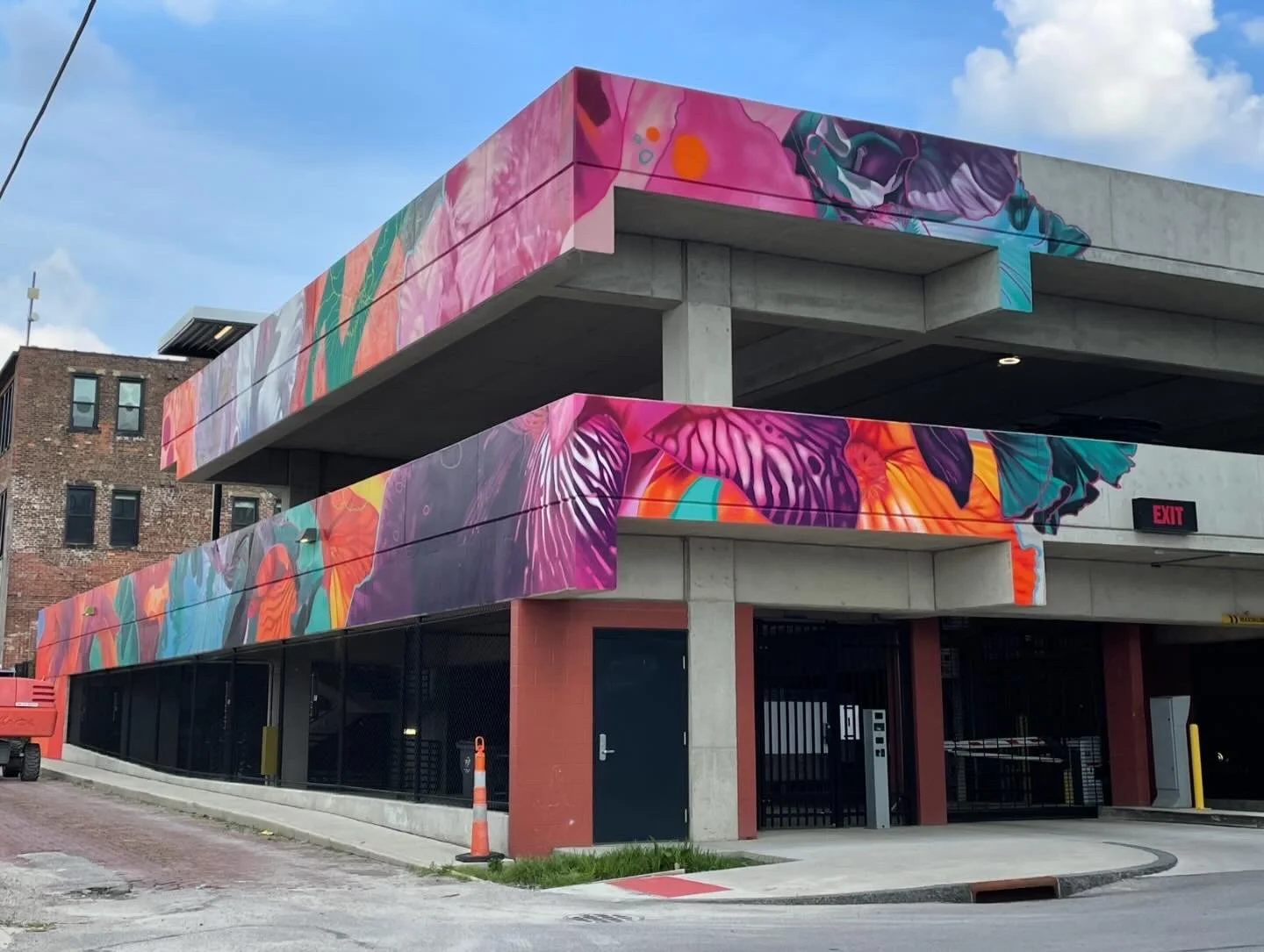 "BEAUTIFULLY IN OVER MY HEAD" PARKING GARAGE MURAL AT NEILSTON AND LAFEYETTE IN COLUMBUS, OH