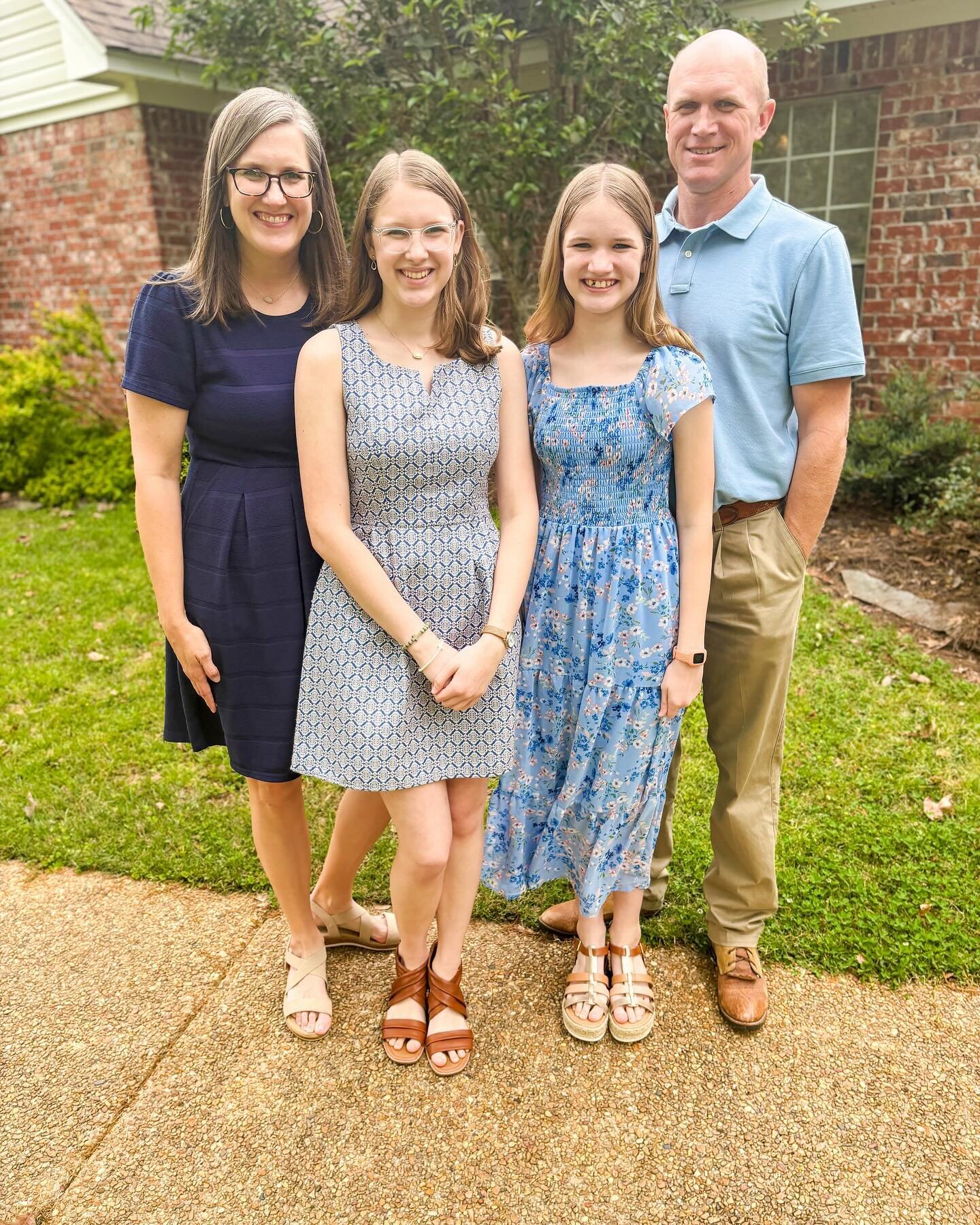 Happy Easter, y&rsquo;all! 🌷 We unintentionally coordinated with new blue outfits all around. So of course, it had to be documented. Seriously though&hellip;I pray that your life might be filled with the joy and hope of the resurrection today, tomor
