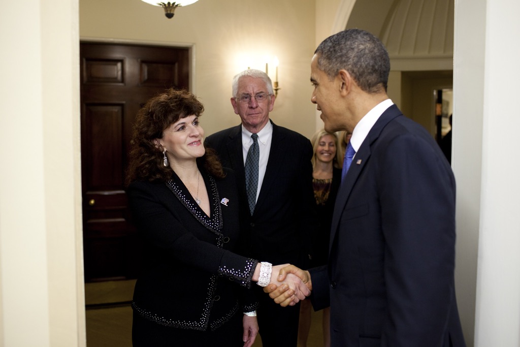 Karen meets President Obama at the White House where she was receiving the Presidential Award for Excellence in Science, Mathematics, and Engineering Mentoring