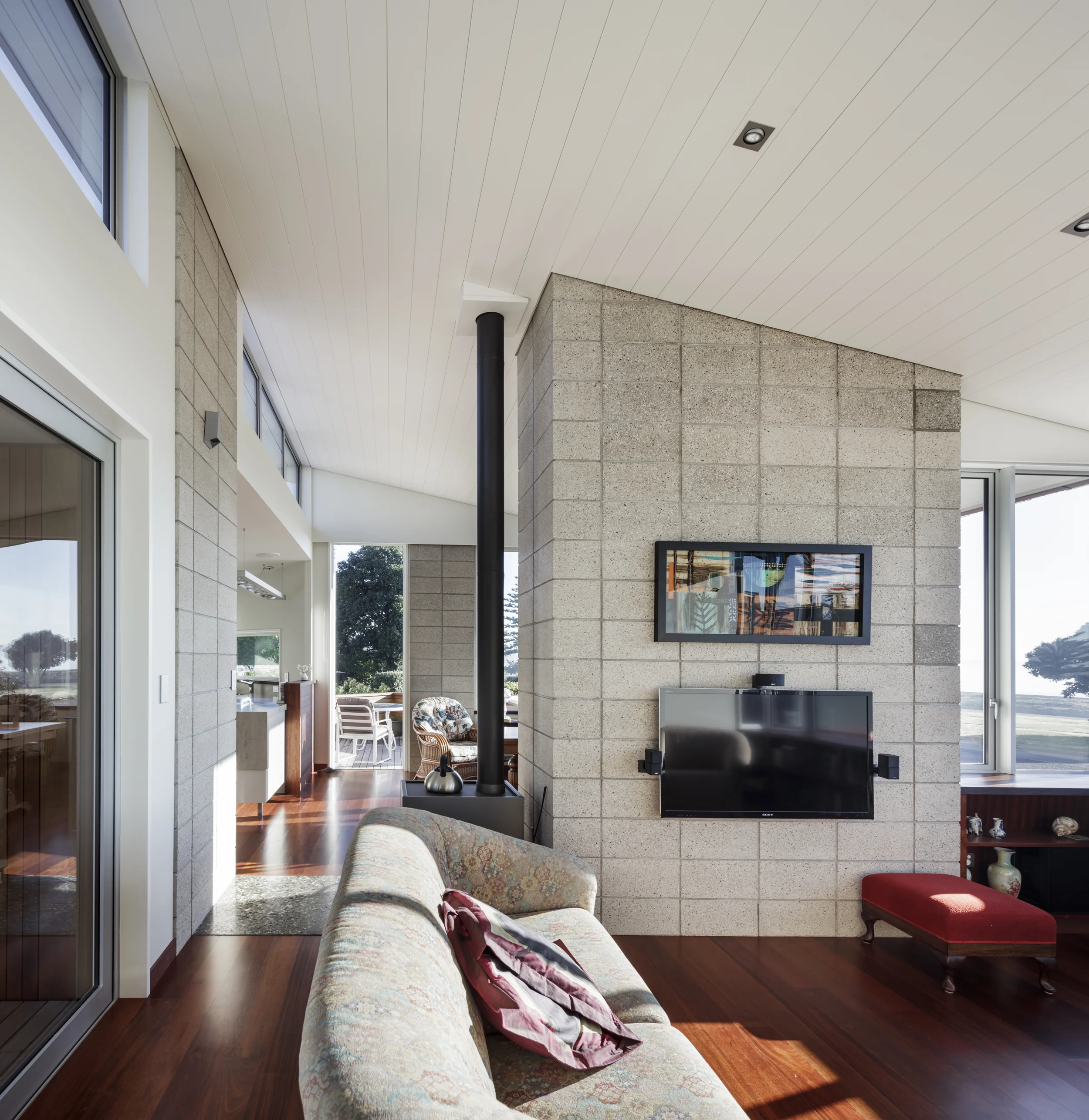 Faulknor House_interior  6 of 6.jpg