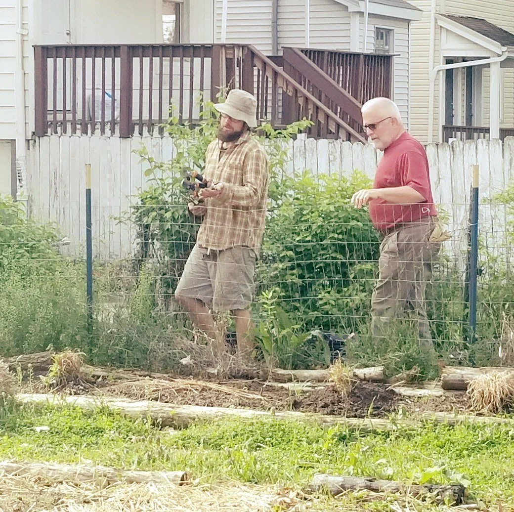 👩&zwj;🌾VOLUNTEER AT THE NURSERY &amp; ICEHOUSE LOT👨&zwj;🌾
September Volunteer Times are Wednesday mornings, 9AM-12PM and Thursday evenings, 5PM-8PM/Dusk. Tasks include watering, maintaining, and moving plants, removing invasive weeds, and prepari