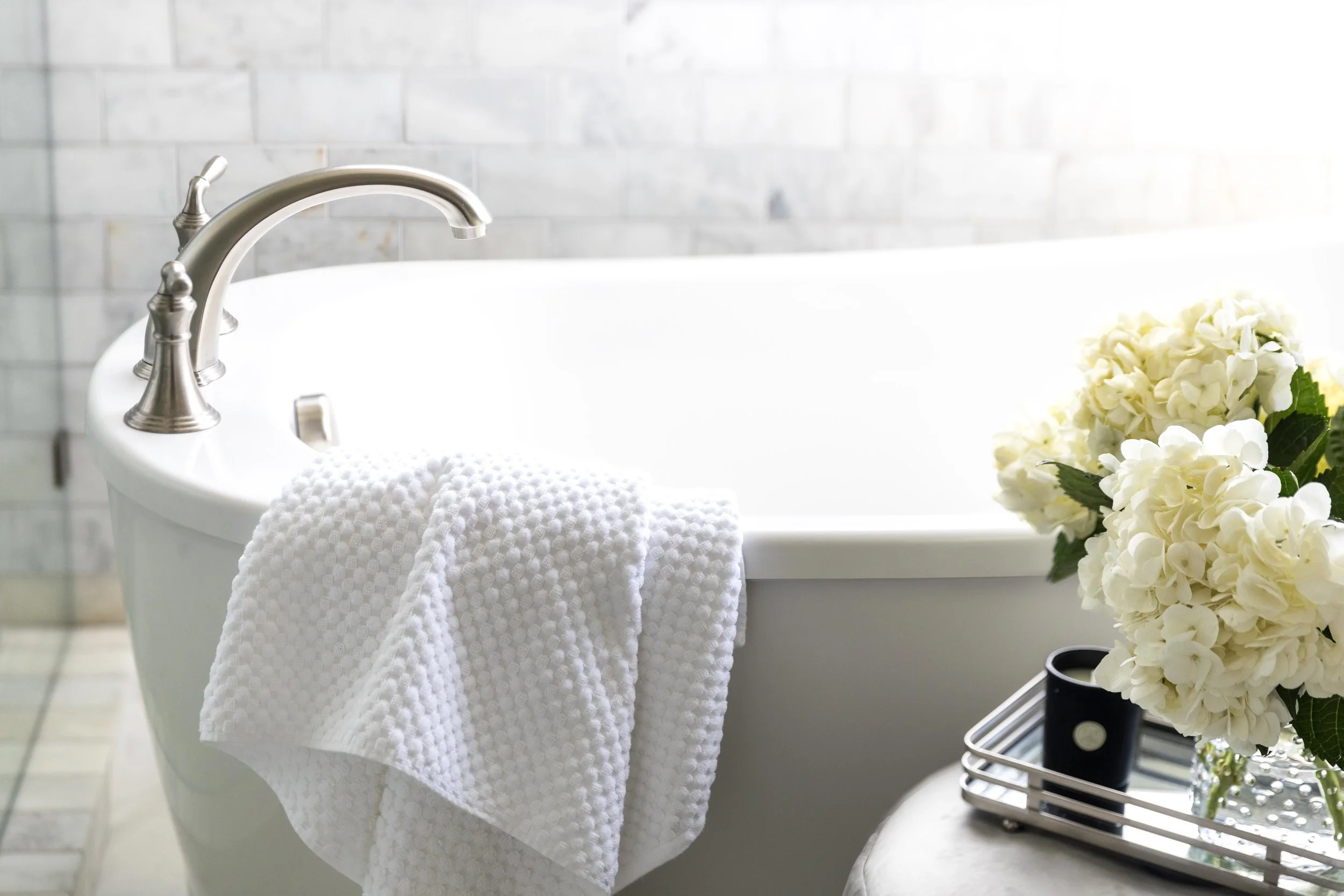 Juxtaposed_MasterBath_WEB-6.jpg