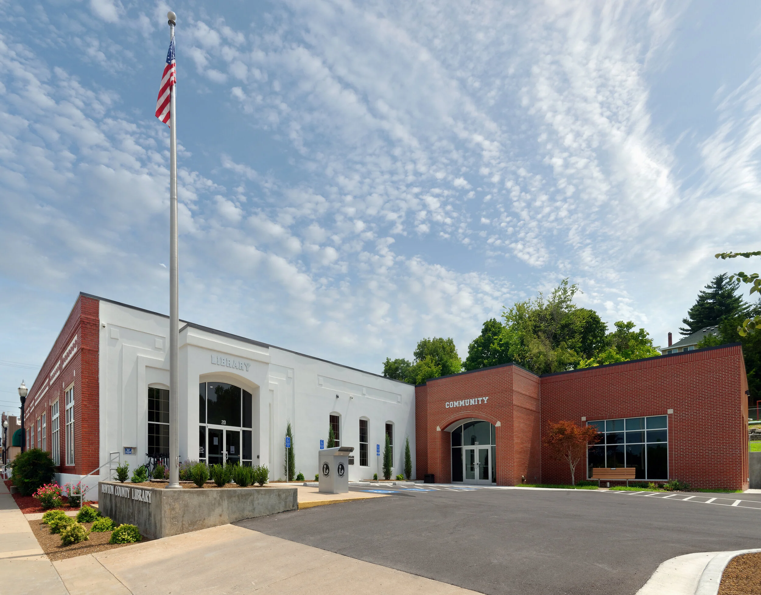 NEWTON COUNTY LIBRARY