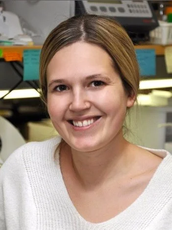 Katie O’Neill  PhD |  Kathleen.O’Neill2@ucsf.edu Postdoctoral Fellow NIH F99/K00 Postdoctoral Fellowship  Katie comes from the University of Colorado-Anschutz, where she completed her PhD in Cancer Biology in 2022. Katie got her start in biomedical 