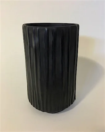 BLACK MORANDI (2017)