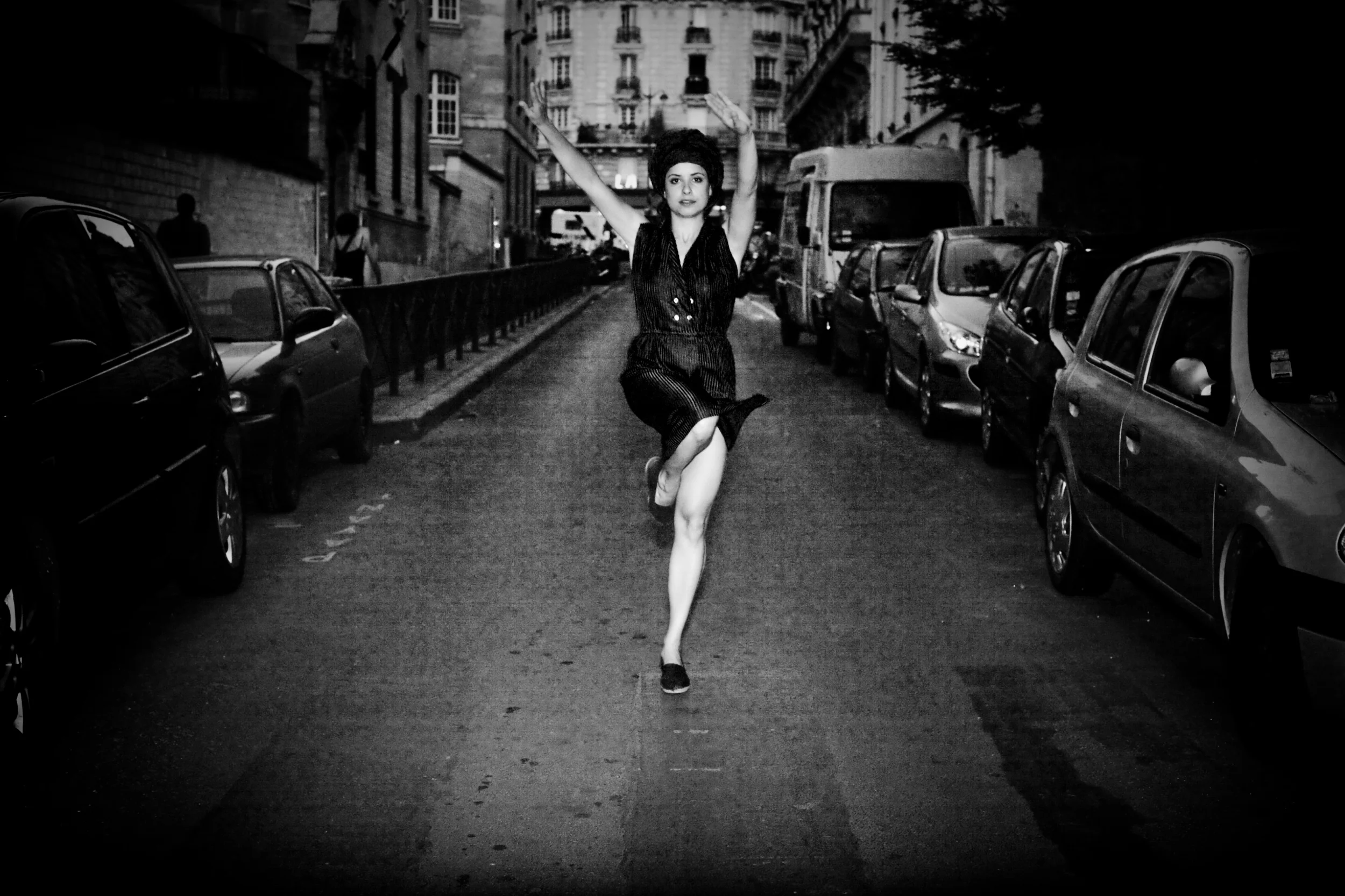 Paris.Dance.1.blackandwhite.jpg