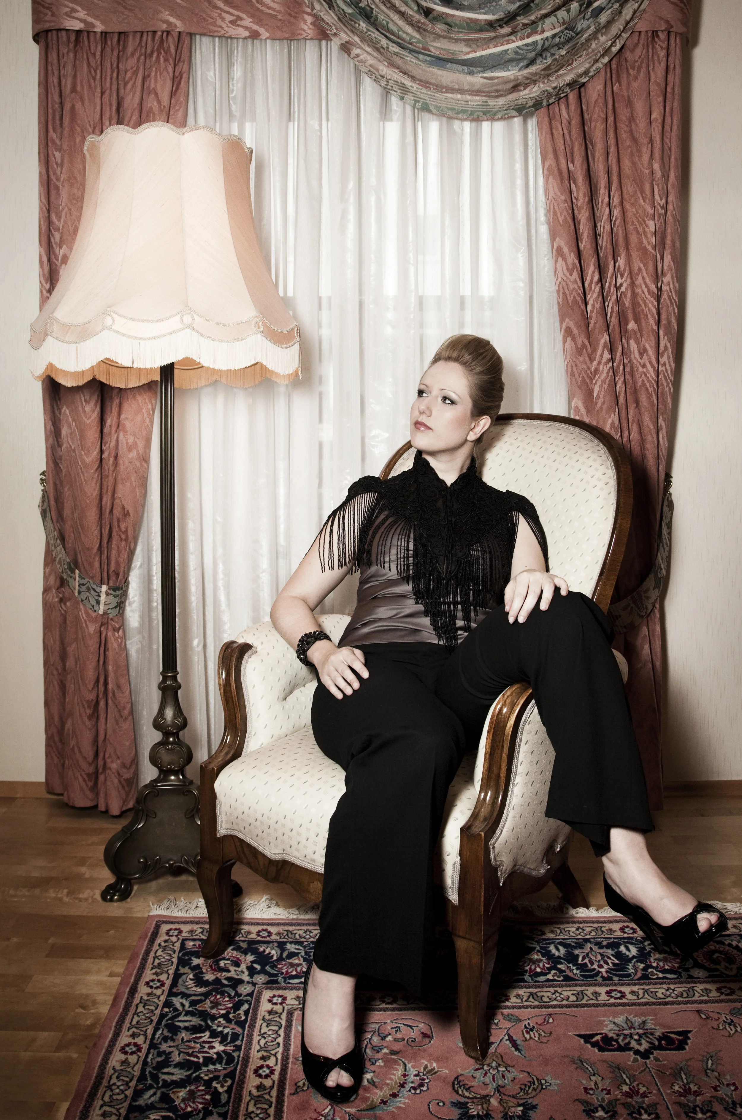 andrea_parlor_01.jpg