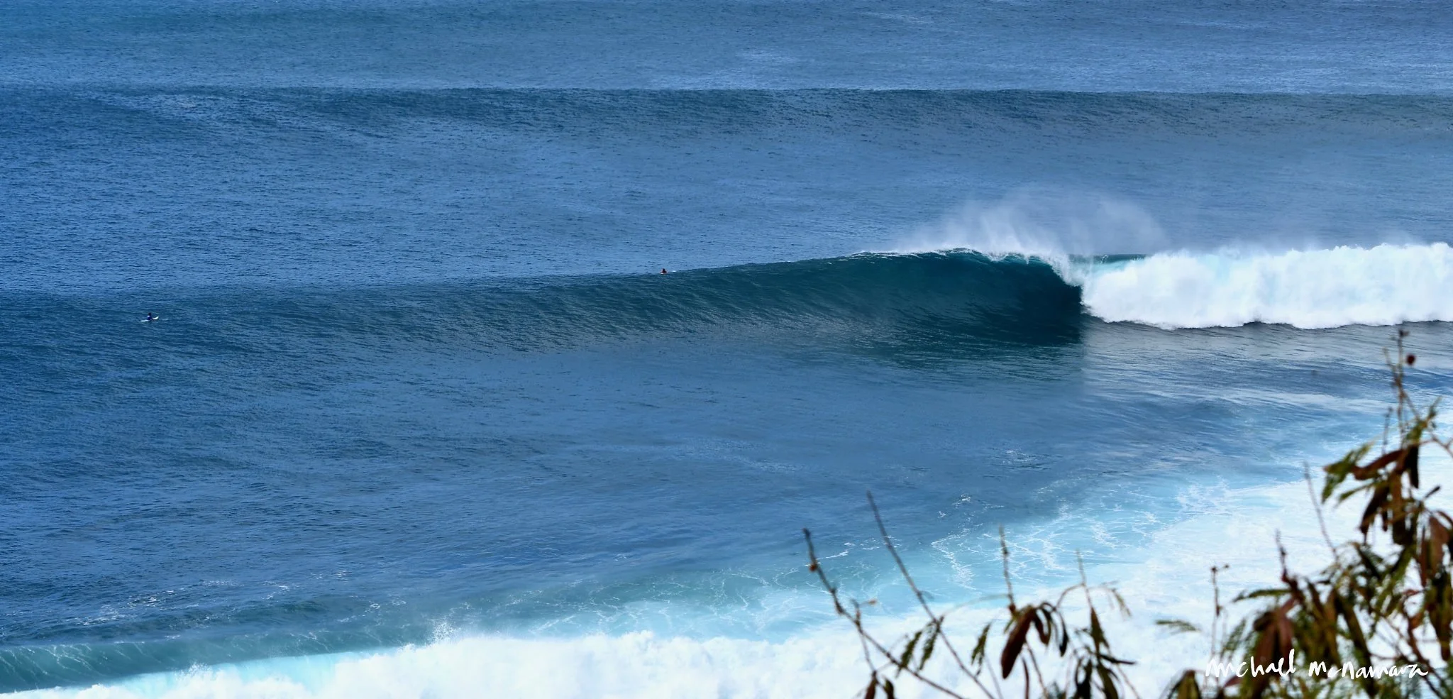 crashing_waves1(ver1)_dw.jpg