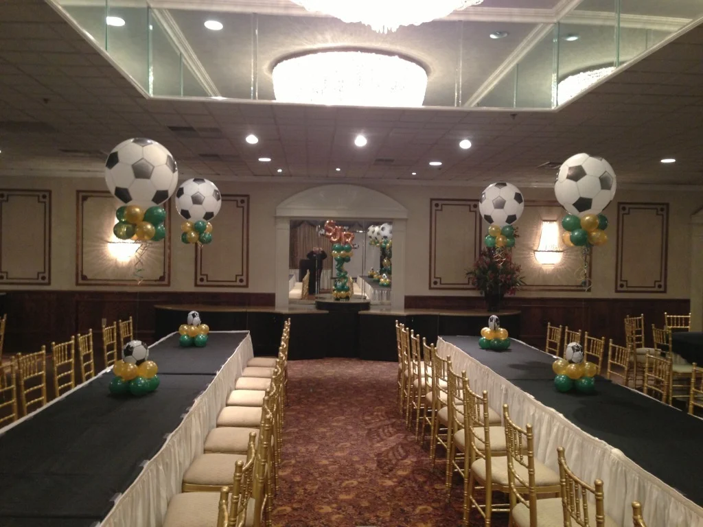 Graduations and School Decor — Elegant Balloons