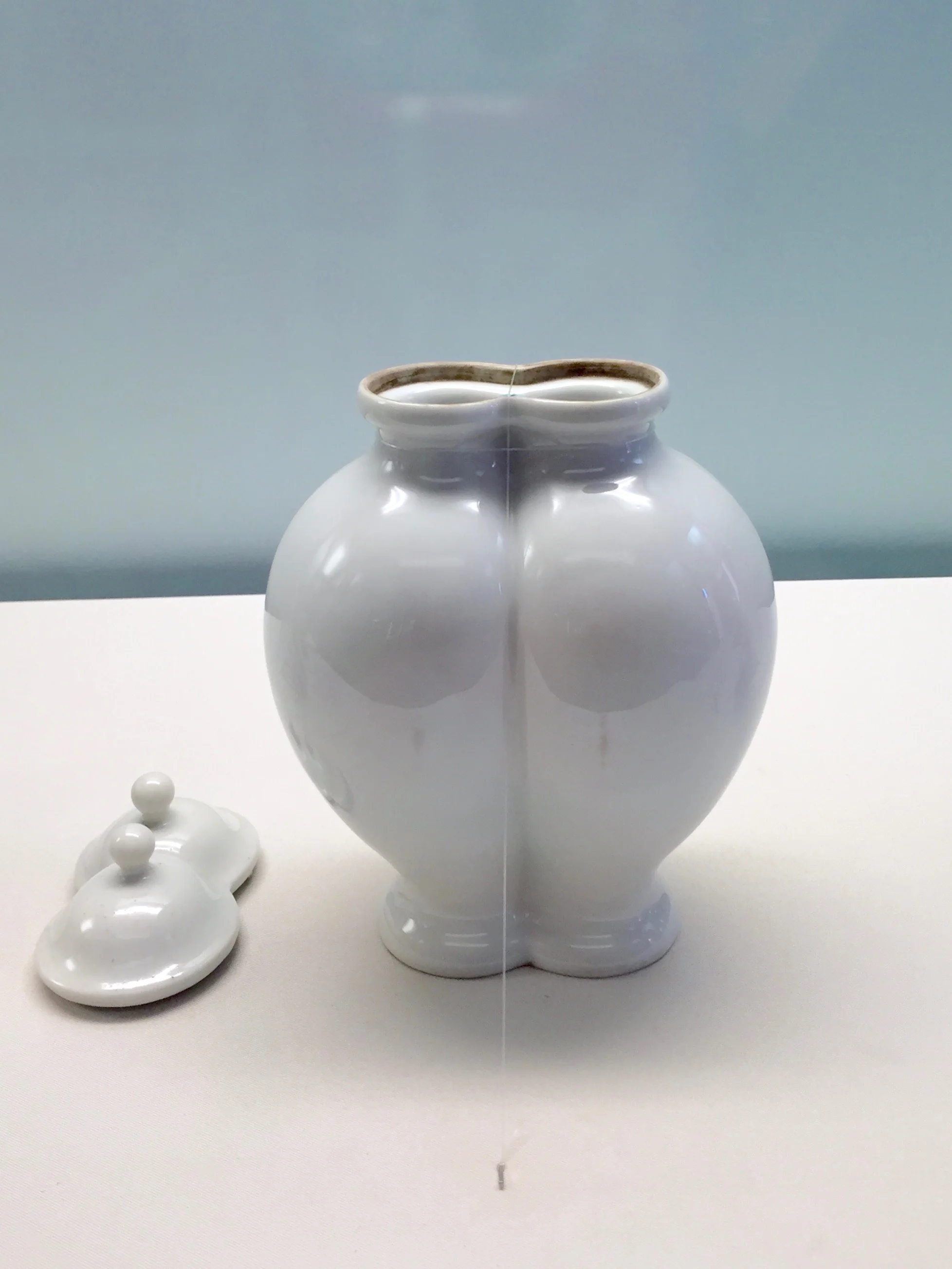 White-glazed lidded twin pots Qianlong Emperor's Reign (1736-1795), Qing Dynatsy