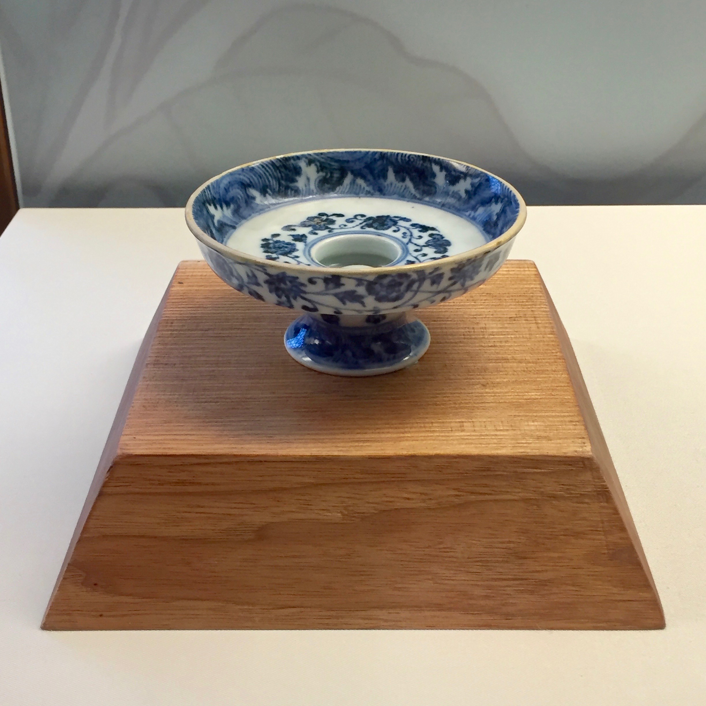  Blue and White Stem Plate  Yongle Emperor's Reign (1403-1424), Ming Dynasty 