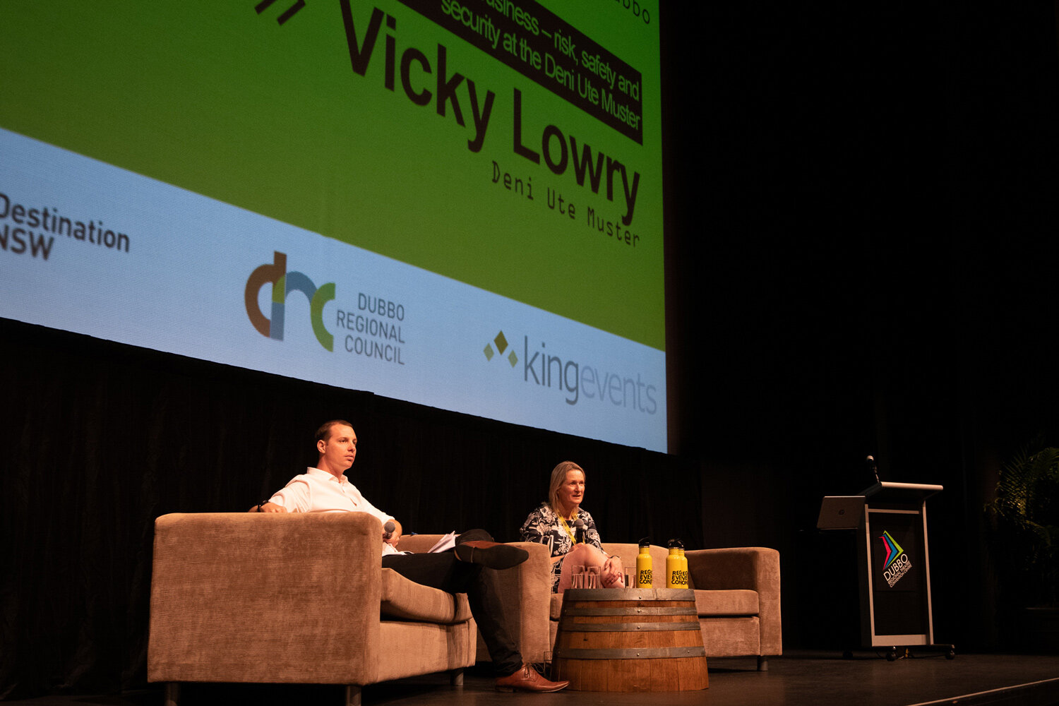 Phil-Wishart-and-Vicky-Lowry-at-Regional-Events-Conference-in-Dubbo.jpg