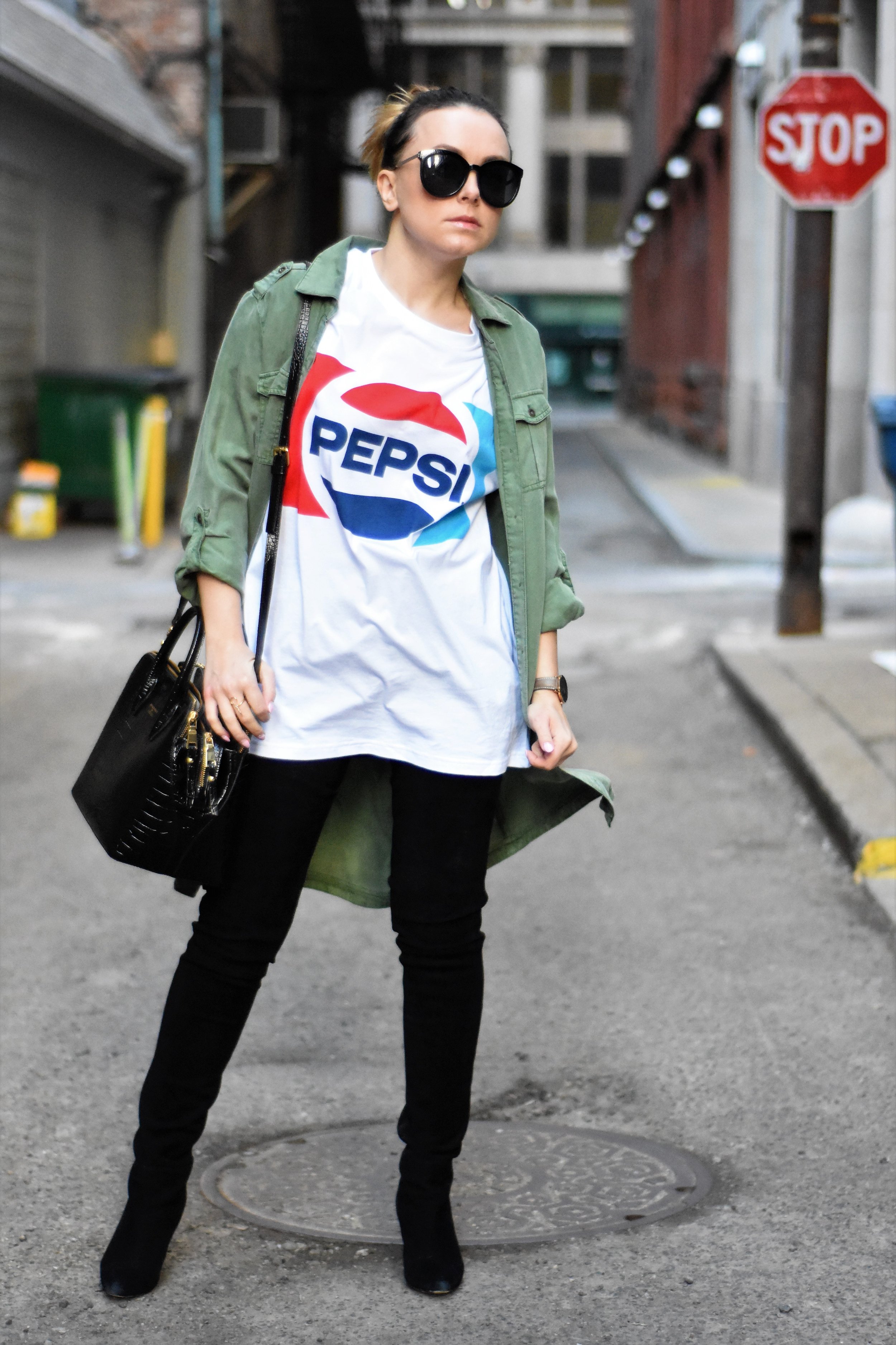 Effortless meets kitsch with this street-inspired look.