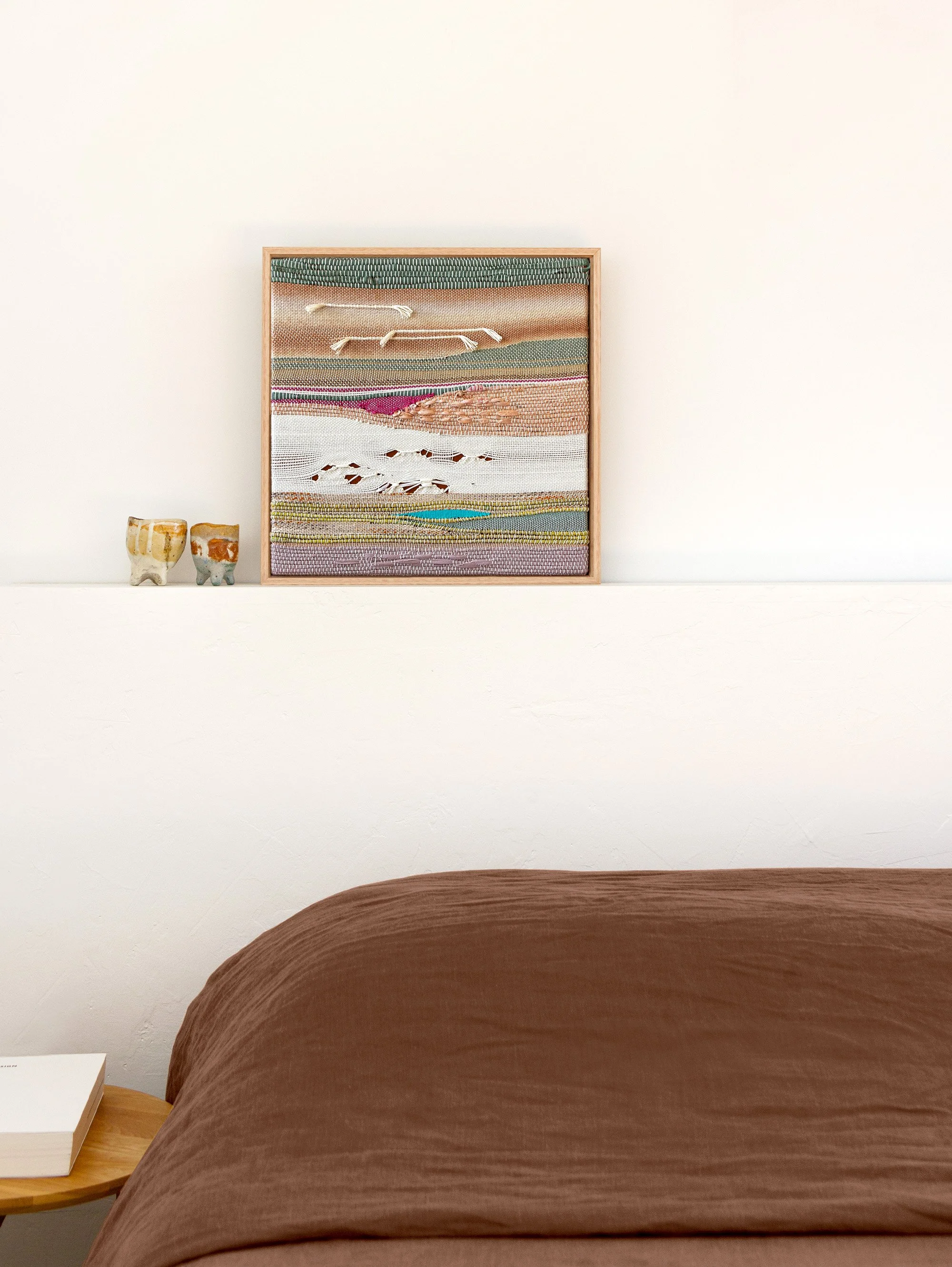 CrossingThreads_A_BEAUTIFUK_WHILE__0009_BED LEDGE.jpg