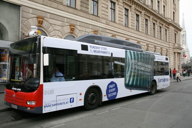 Samsonite_Bus_Wien_Seite2.jpeg