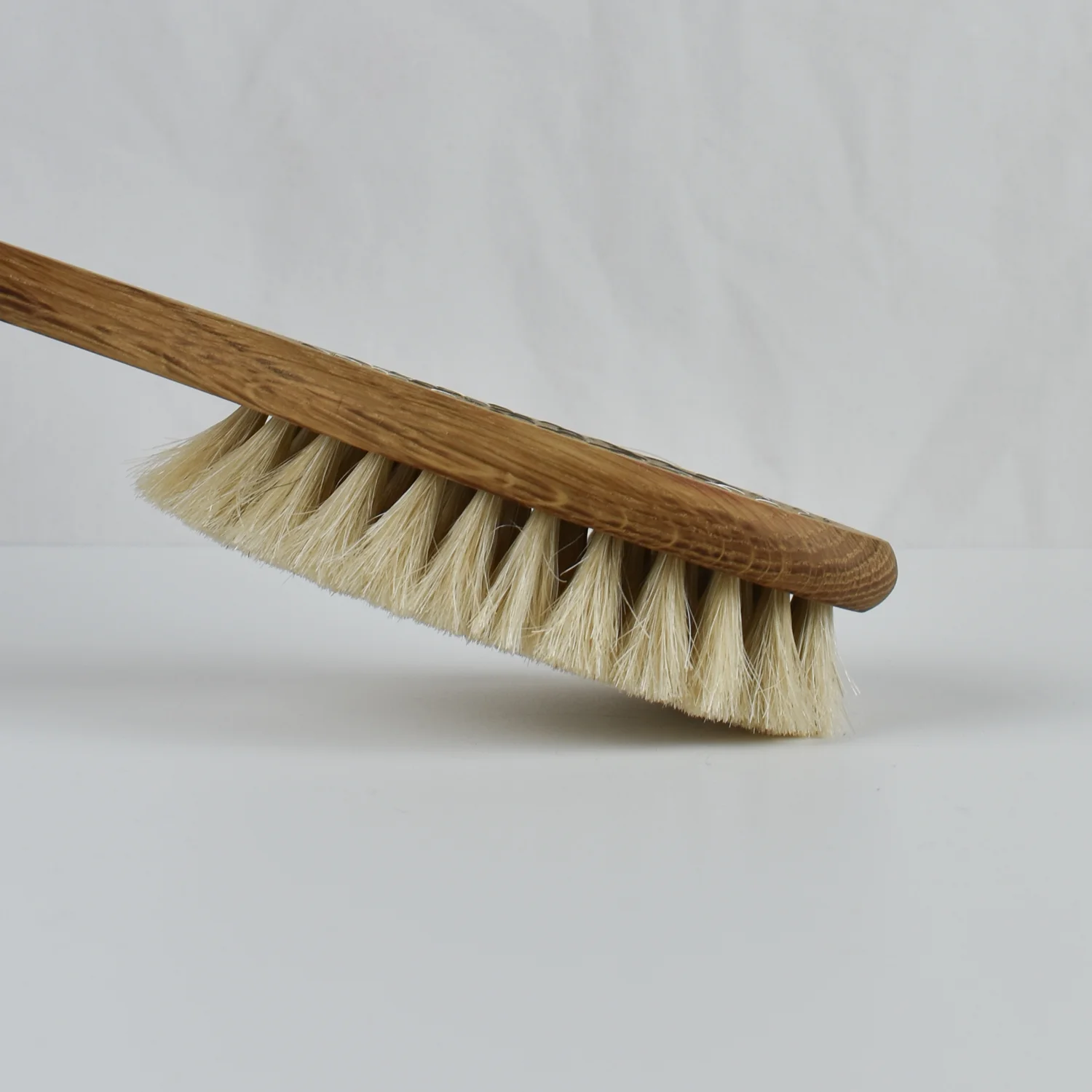 IRIS-HANTVERK-bath-brush-5-swedish-house-at-home.jpg