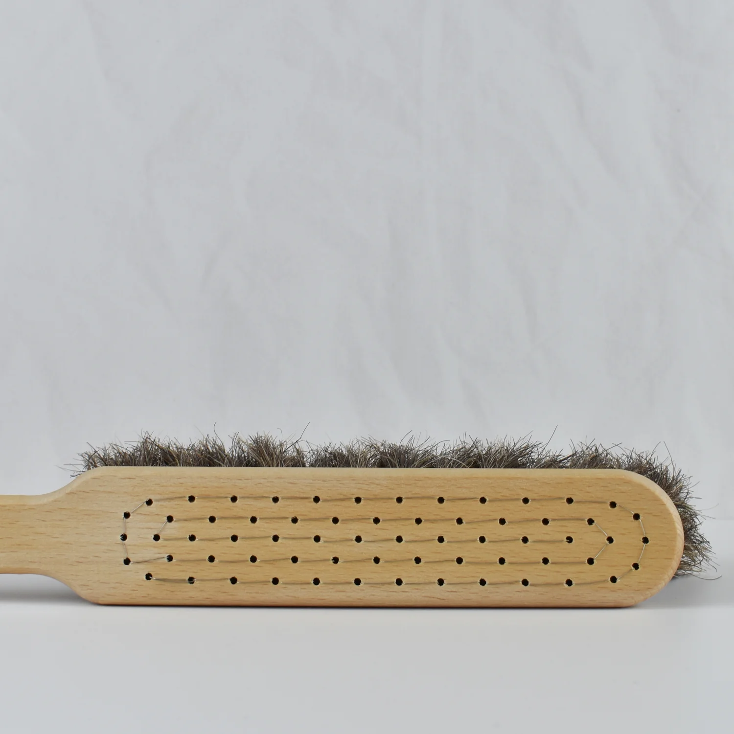 IRIS-HANTVERK-dustpan-brush-4-swedish-house-at-home.jpg
