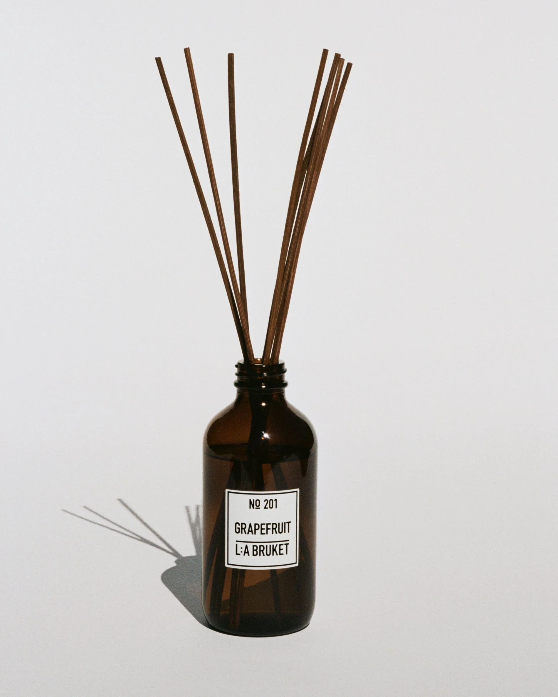 LABruket-diffuser-GRAPEFRUIT.SH1jpg.jpg
