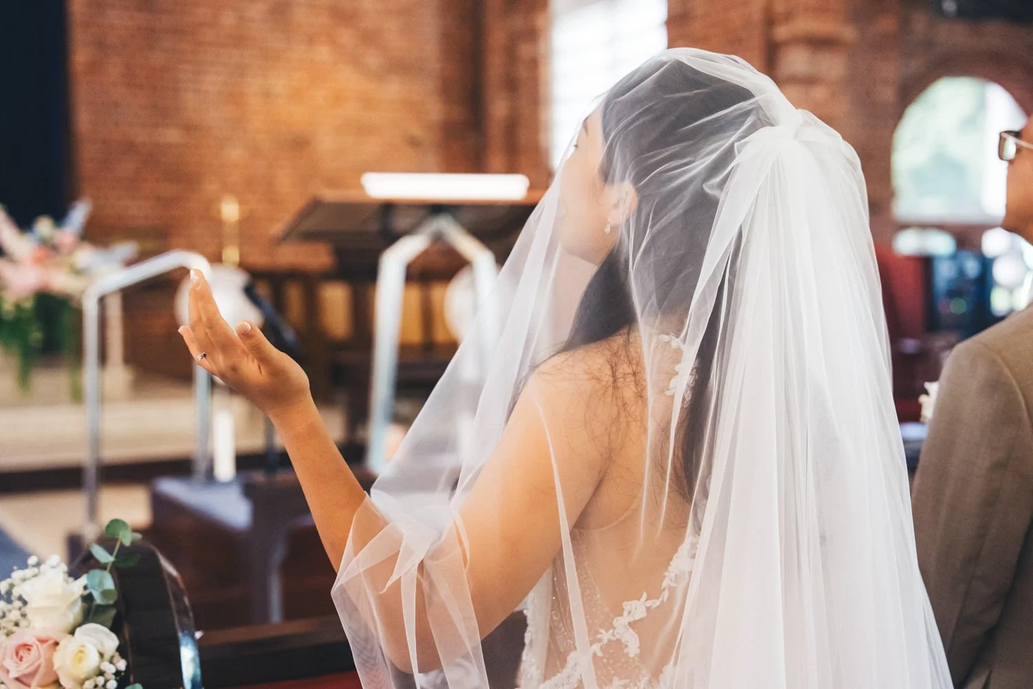 Hannah & Nic - Wedding (19 of 42).jpg