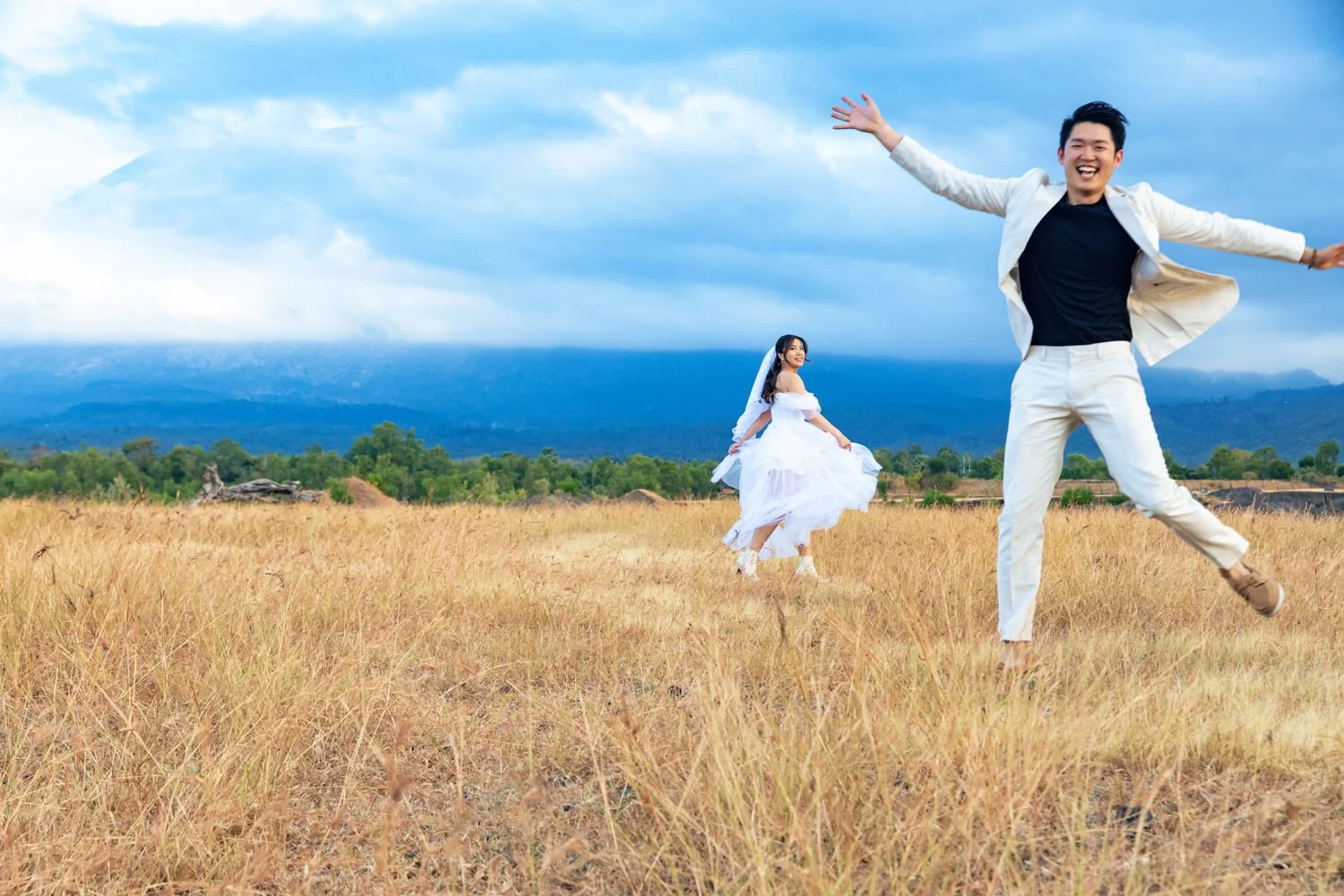 Chloe & Patrick - Padar - Bali (49 of 58).jpg