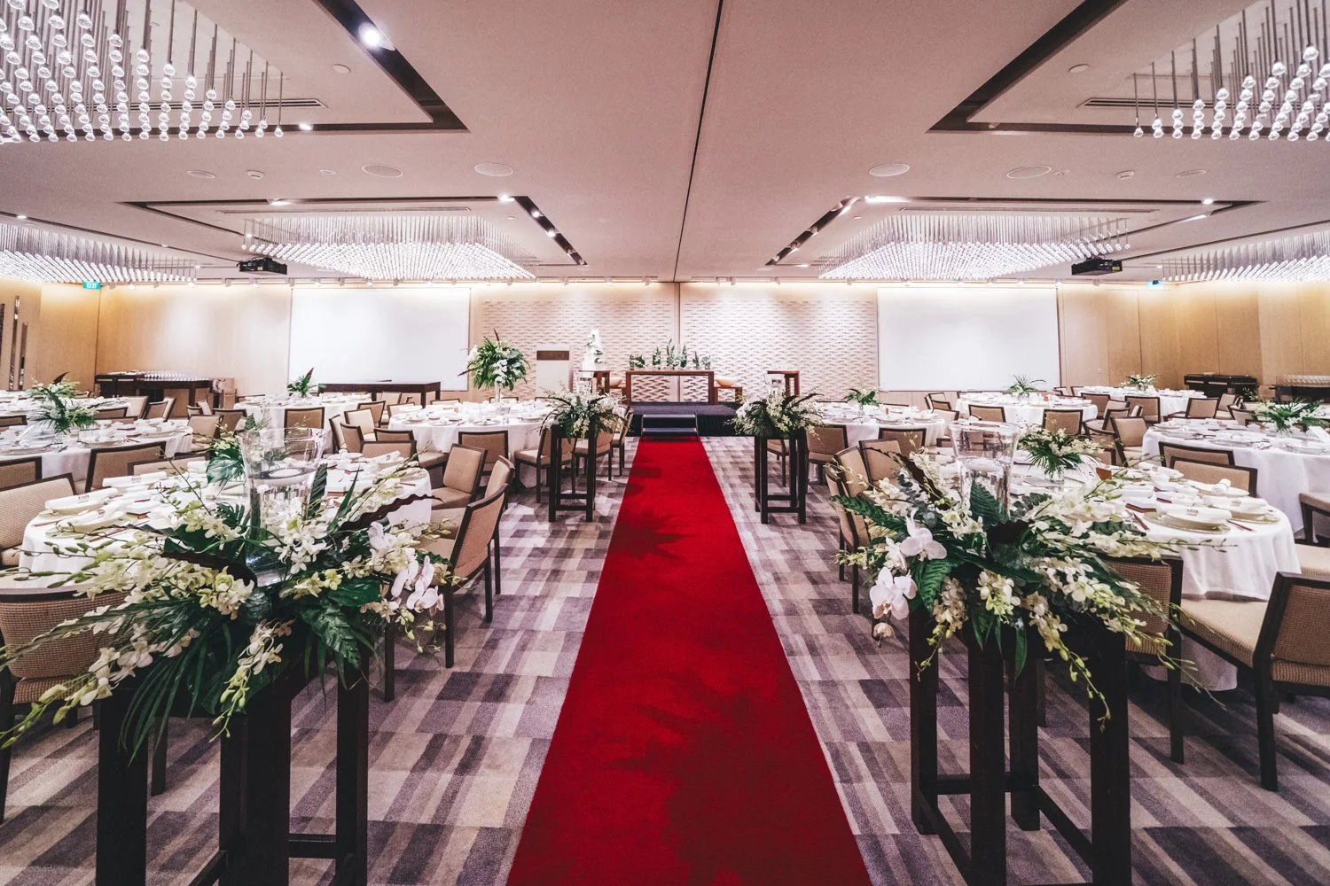 Clara & Mark - Grand Hyatt (42 of 78).jpg
