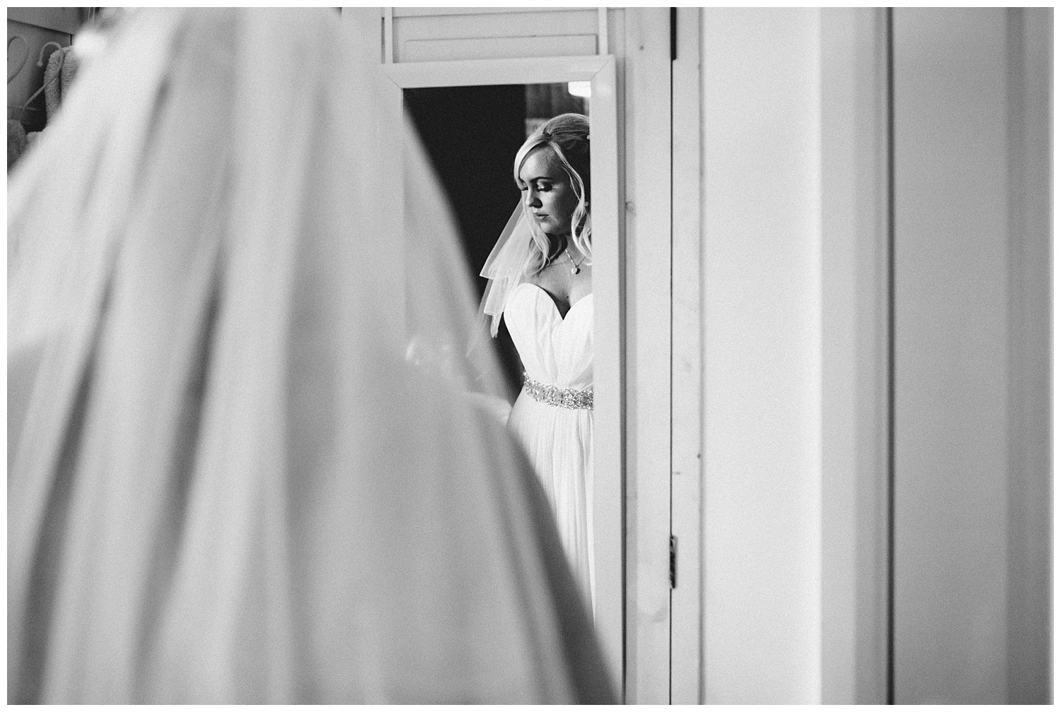 Buckinghamshire alternative wedding photographer_0011.jpg