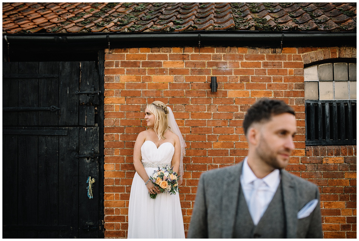 Buckinghamshire alternative wedding photographer_0074.jpg