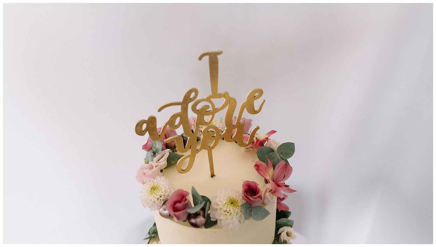 Buckinghamshire Wedding Photographer-1.jpg