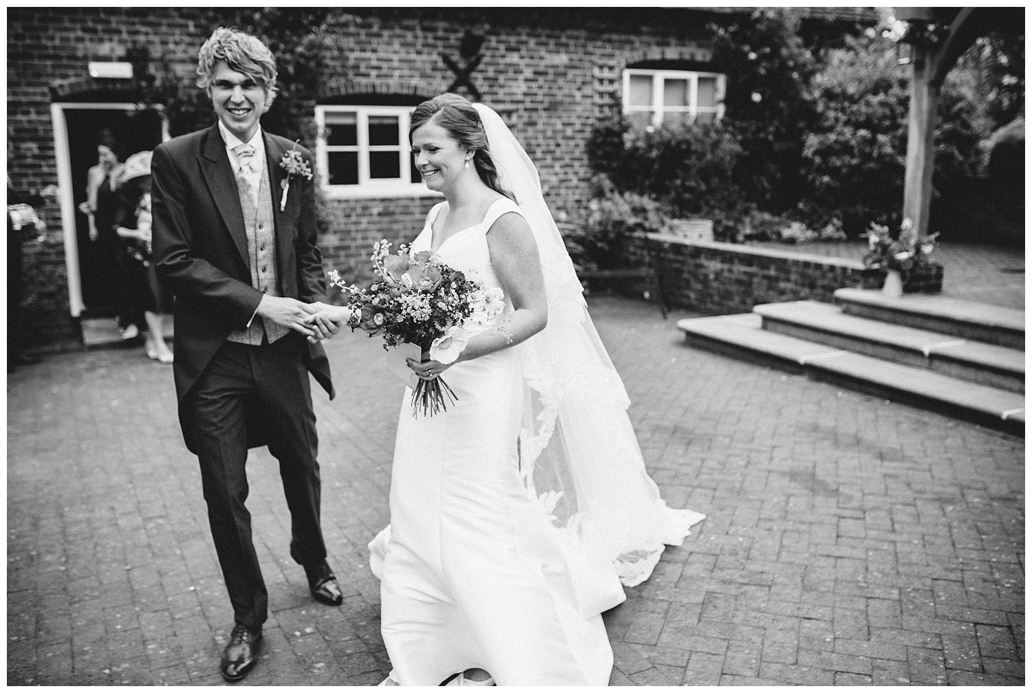 Laura and Gav Warwickshire Wedding Photographer-34.jpg
