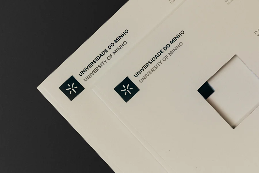 UMinho 2017 anniversary magazine by gen design studio