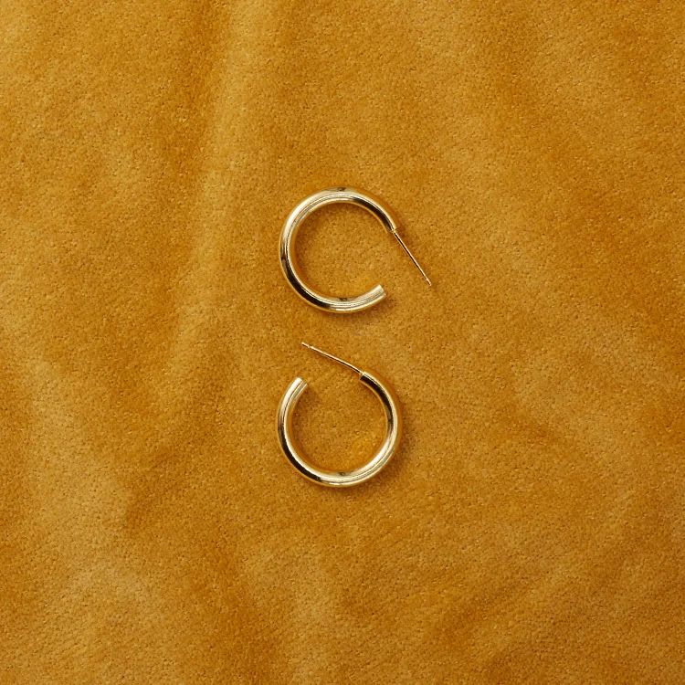 3.4 Hoops 1.jpg