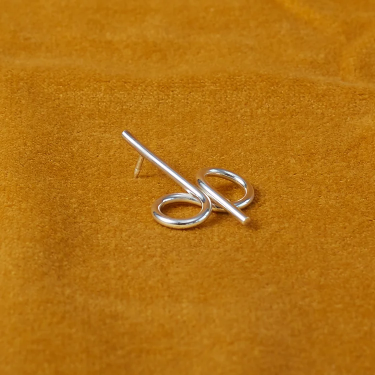 double loop pin 3.jpg