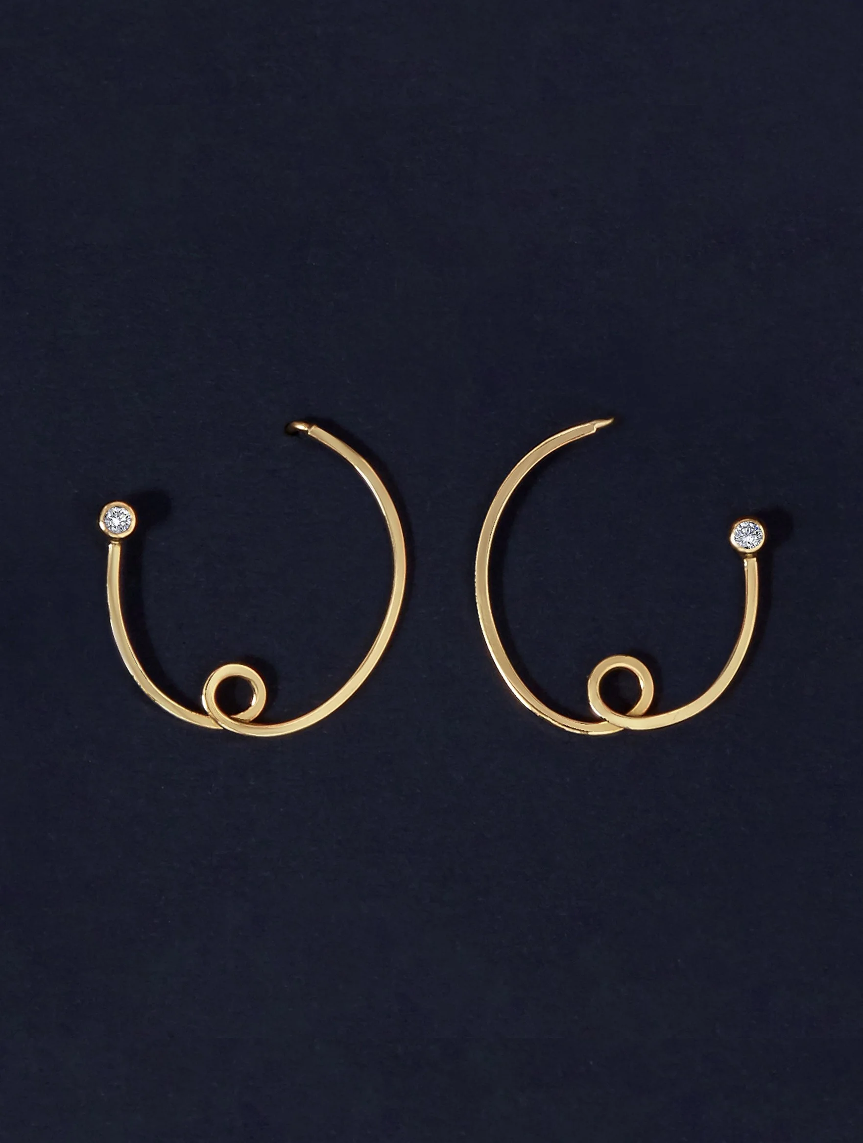 Curl Hoop Earrings