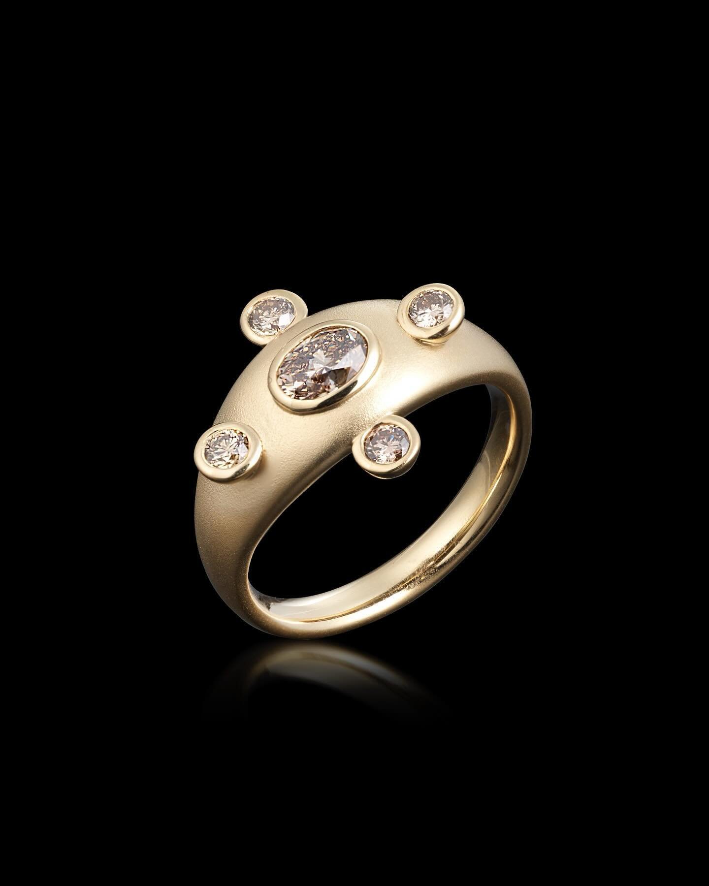 The Loaf Cluster Ring, as photographed by the amazing team at @goldsmithsfair - One of my all time favourite rings 🙏🏻