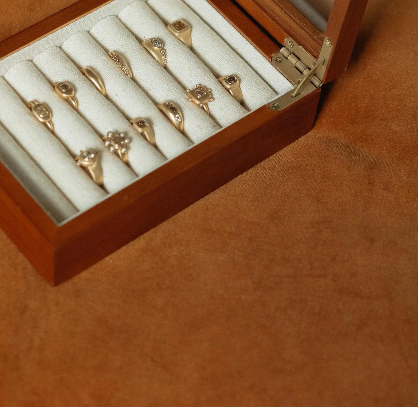 The OG gang. Head to view One Of A Kind (link in bio) for a closer look 🫶🏻