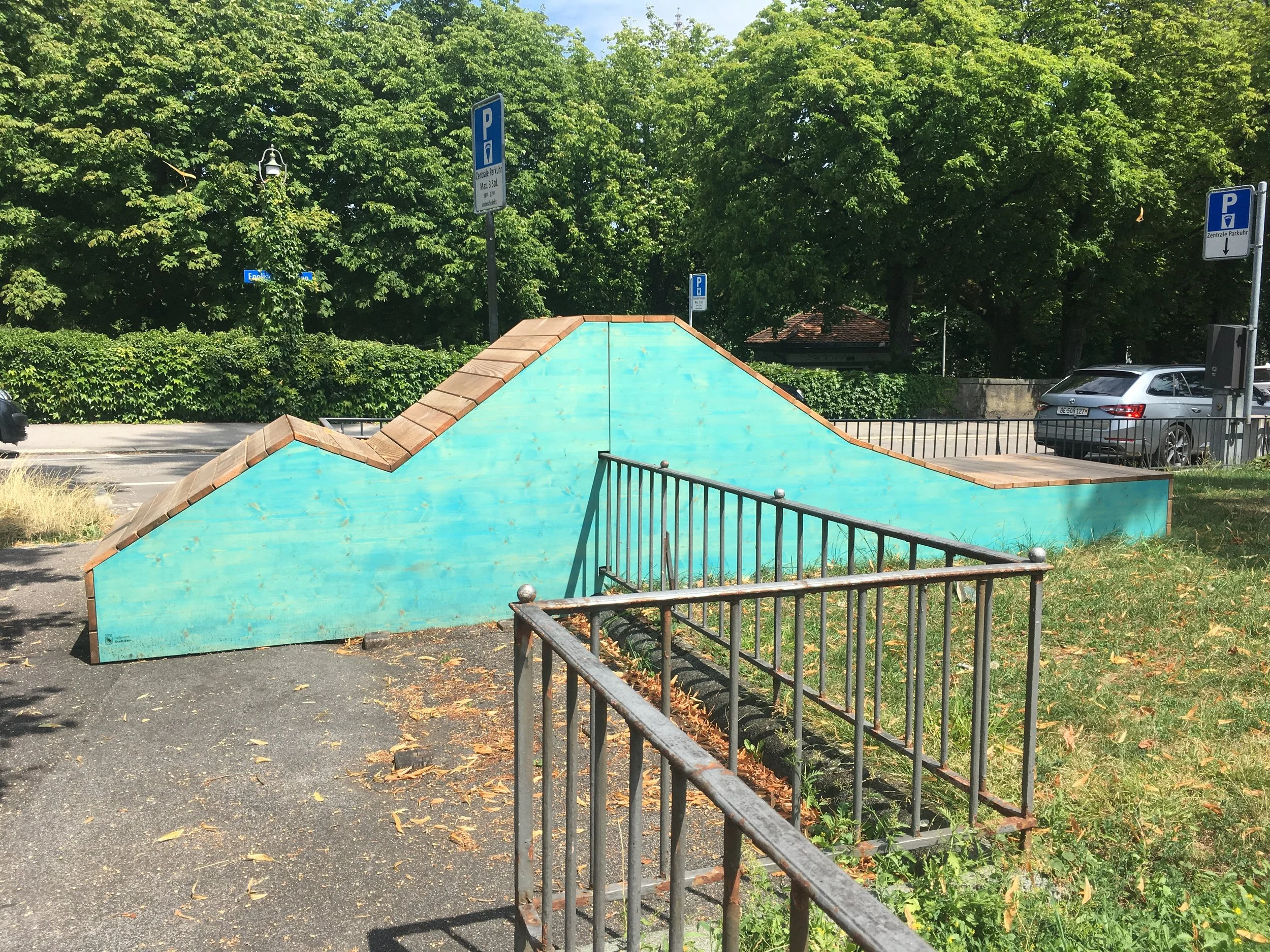  Hereinspaziert! Rasen betreten erlaubt 