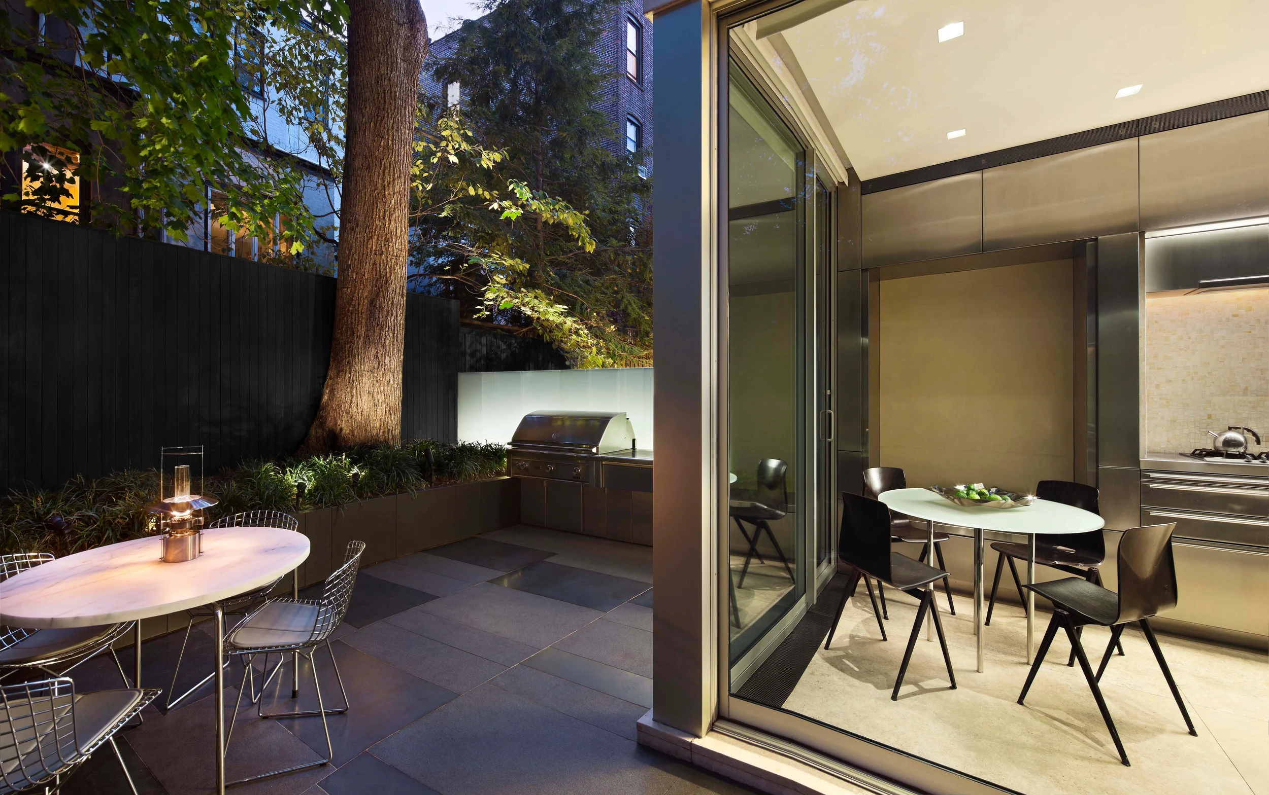 0.07_Private New York Townhouse-2.jpg