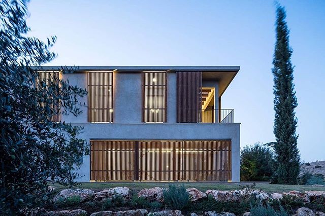 #repost Amazing! 😍

3/3: Residence in the Galilee by Golany Architects. Photo @amitgeronphotographer

More images and project details on the architects' profile on Archinect.com.

#archinect #archinectprojects #architecture #architecturelovers #arch