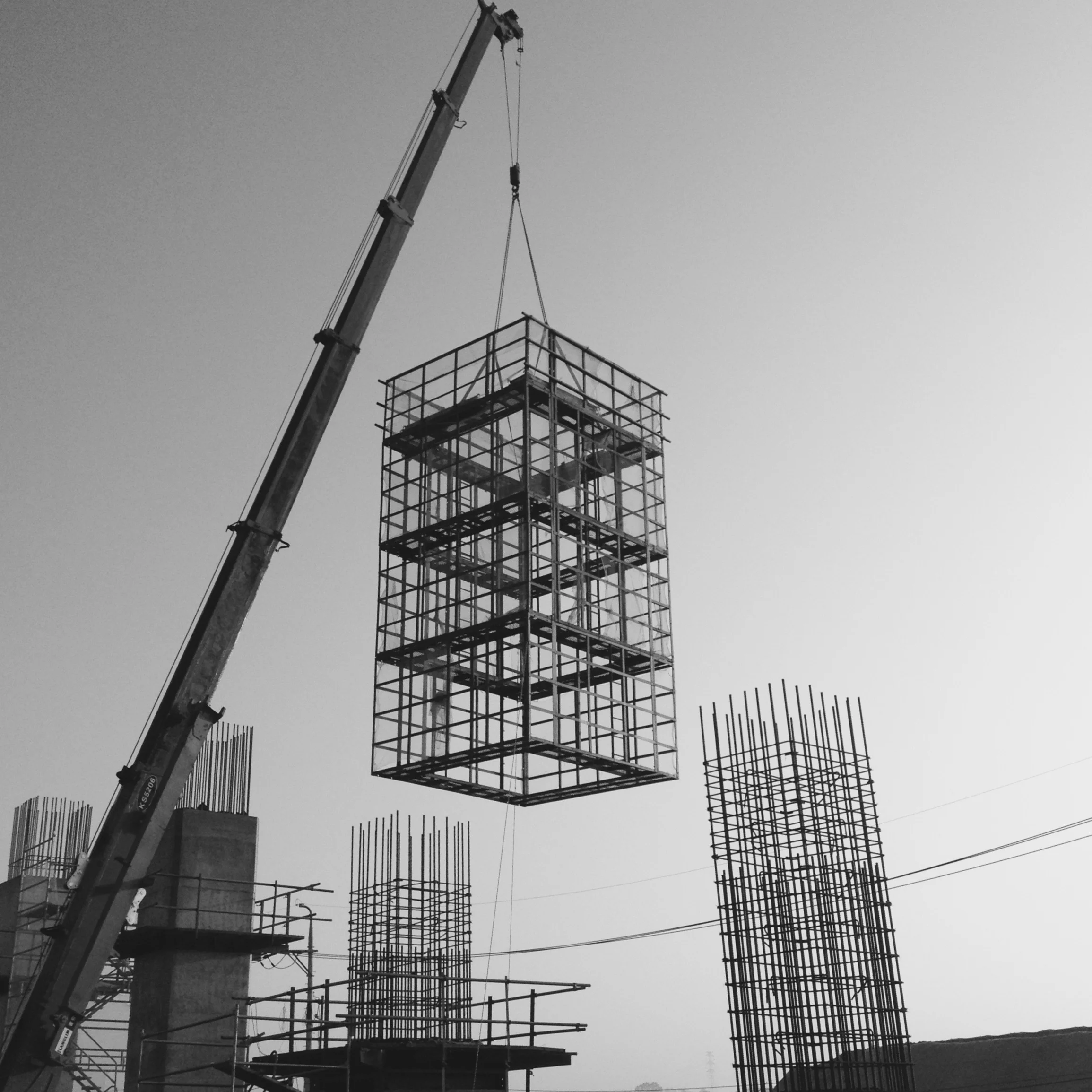 집 앞은 늘 공사 중