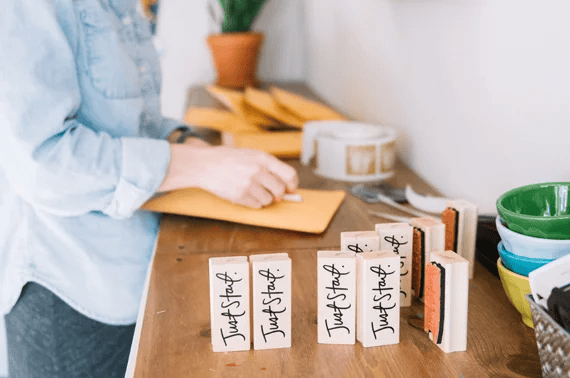 Wholesale In a Box is on Elise Gets Crafty! 