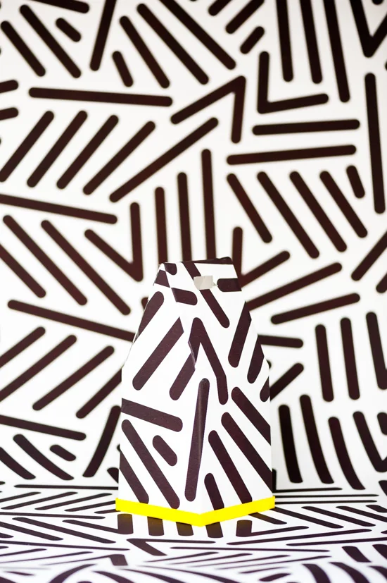 black-and-white-graphic-coin-bank.jpg