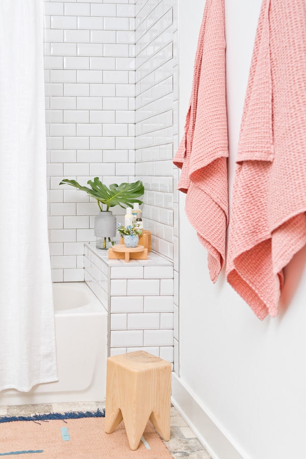 amelia-lawrence-photo-paper-and-stitch-guest-bathroom-sneak-peek-pink-towels.jpg