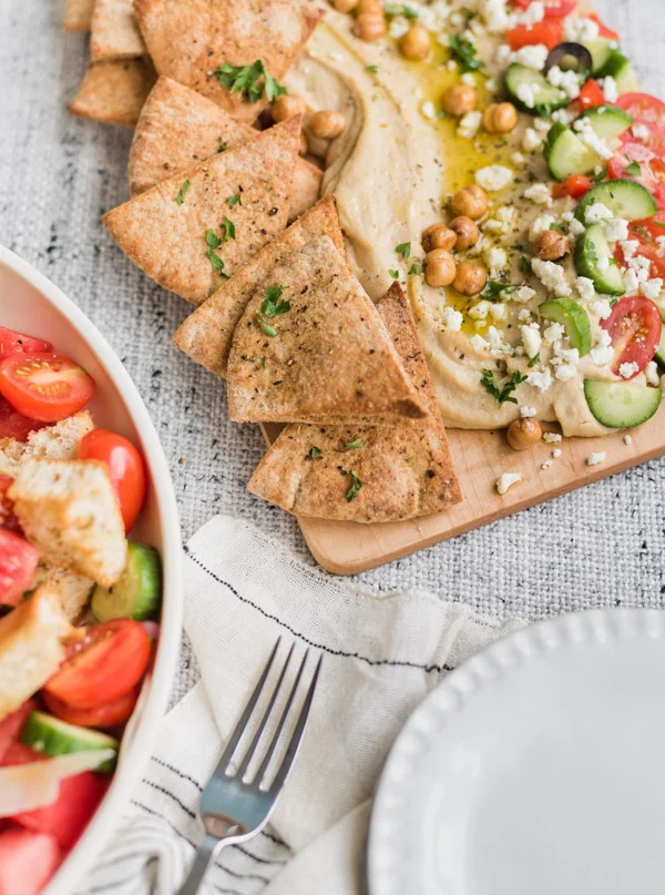 amelia-lawrence-photo-paper-and-stitch-super-easy-summer-salad-recipes-all-salads-on-table-closeup-2.jpg